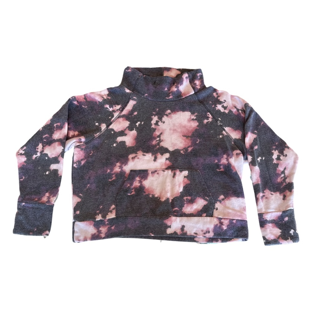 Peyton Jensen from Evereve. Tie dye sweatshirt. Size XL